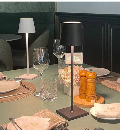 ClassicLume | Lampada da Scrivania Moderna Ricaricabile